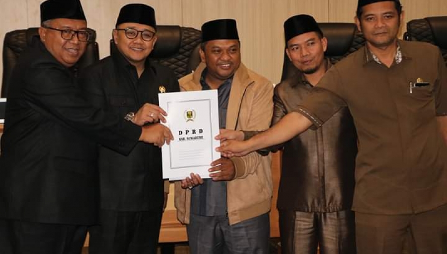 DPRD Tetapkan Raperda Perubahan APBD Kabupaten Sukabumi 2019
