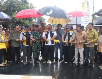 Diresmikan Bupati Marwan Hamami Jalan Jampangtengah Purabaya Mulus