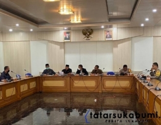 Gegara Blacklist Mantan Buruh PT GSI Ngadu ke DPRD Kabupaten Sukabumi 