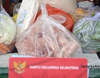 Masyarakat Komplain Beras Kualitas Jelek dan Bau Dalam Program BPNT Kabupaten Sukabumi