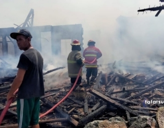 2 Unit Rumah Milik Lansia di Surade Ludes Dilalap Api