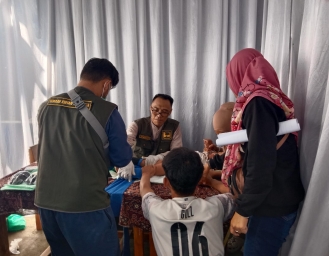 Anniversary ke-6 Indonesia Escorting Ambulance Menggelar Sunatan Massal