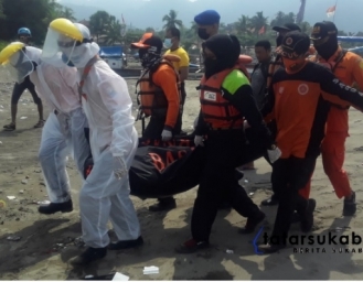 Tim SAR Evakuasi Korban Tenggelam di Perairan Palabuhanratu Sukabumi