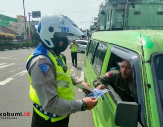 5670 Kasus Pelanggaran Lalulintas Sepanjang Operasi Zebra Lodaya 2022 Polres Sukabumi Kota Berikan Teguran