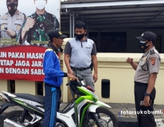 Operasi Yustisi Protokol Kesehatan Kepolisian Sektor Baros Sukabumi