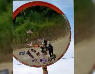 Netizen Kecam Cermin Rambu Jalan Geopark Ciletuh Ditempeli Stiker Klub Motor Ini Kata Bina Marga