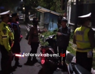 Razia Polisi di Titik Rawan Sukabumi, Kapolres : Kita Temukan Sajam dan Pengendara Bawa Simbol Geng Motor